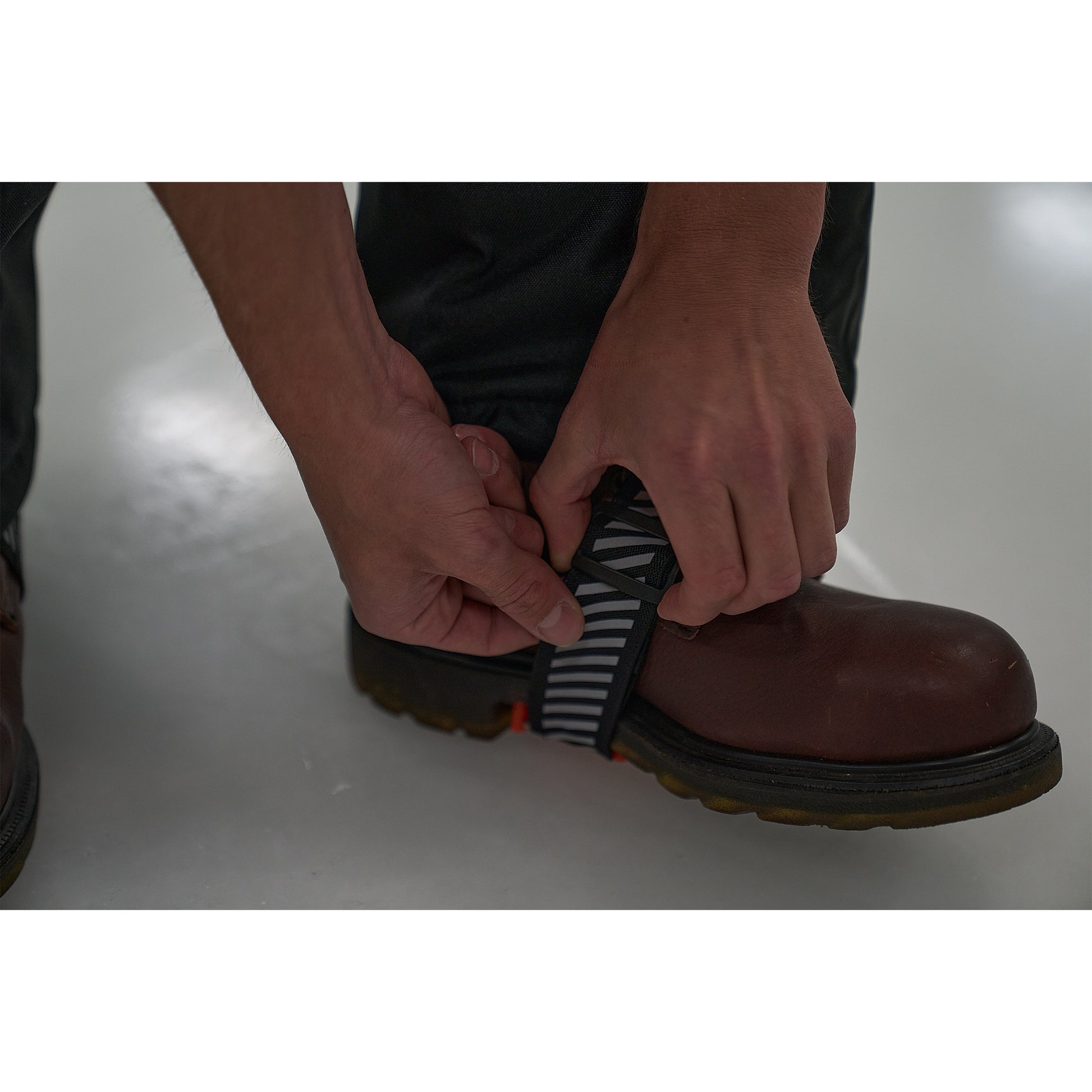 Ergodyne TREX 6317 Mid-Foot Ice Cleats - Heeled Boot