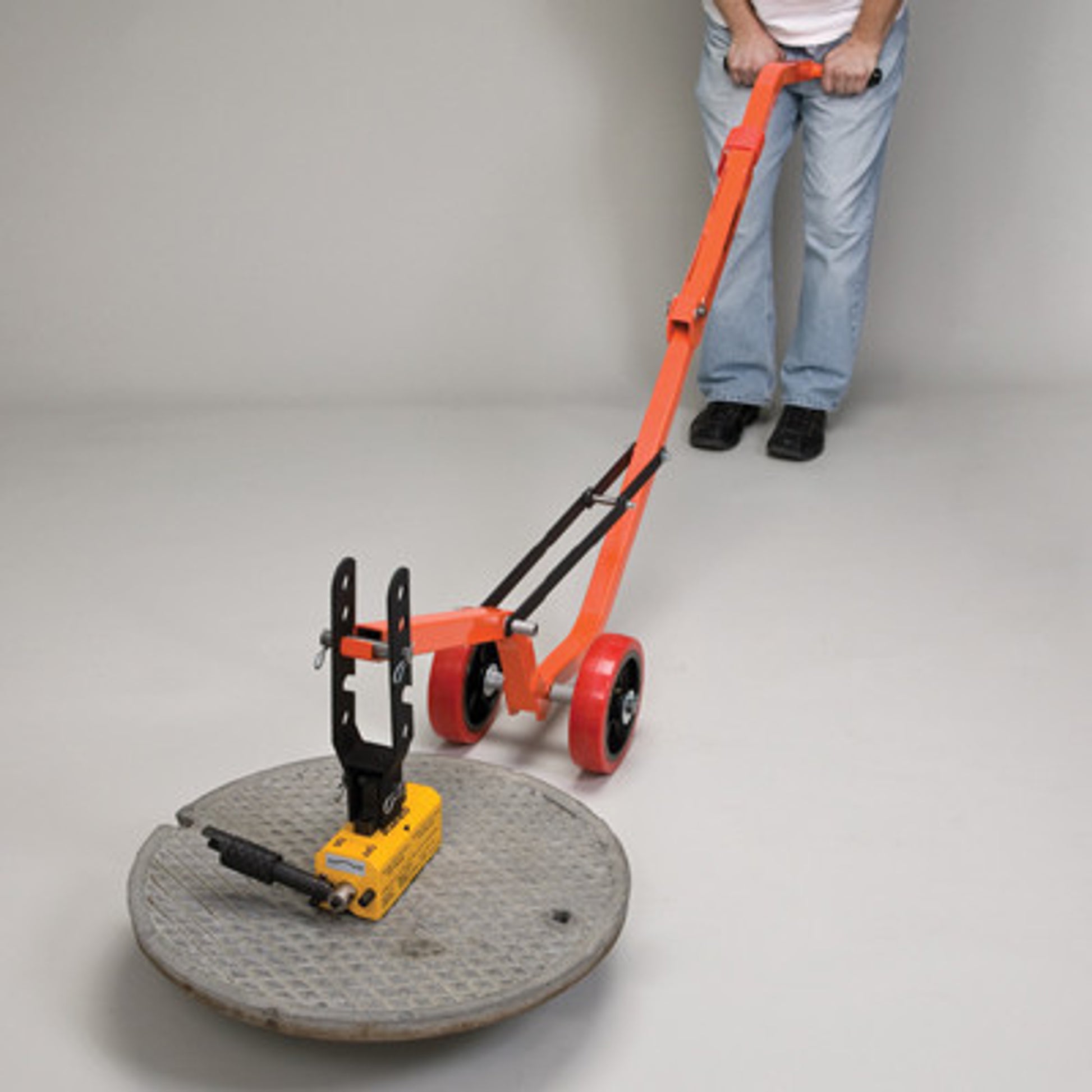 Steel Magnetic Manhole Lid Lifter (660 lbs Flat items - 330 lbs Round items)
