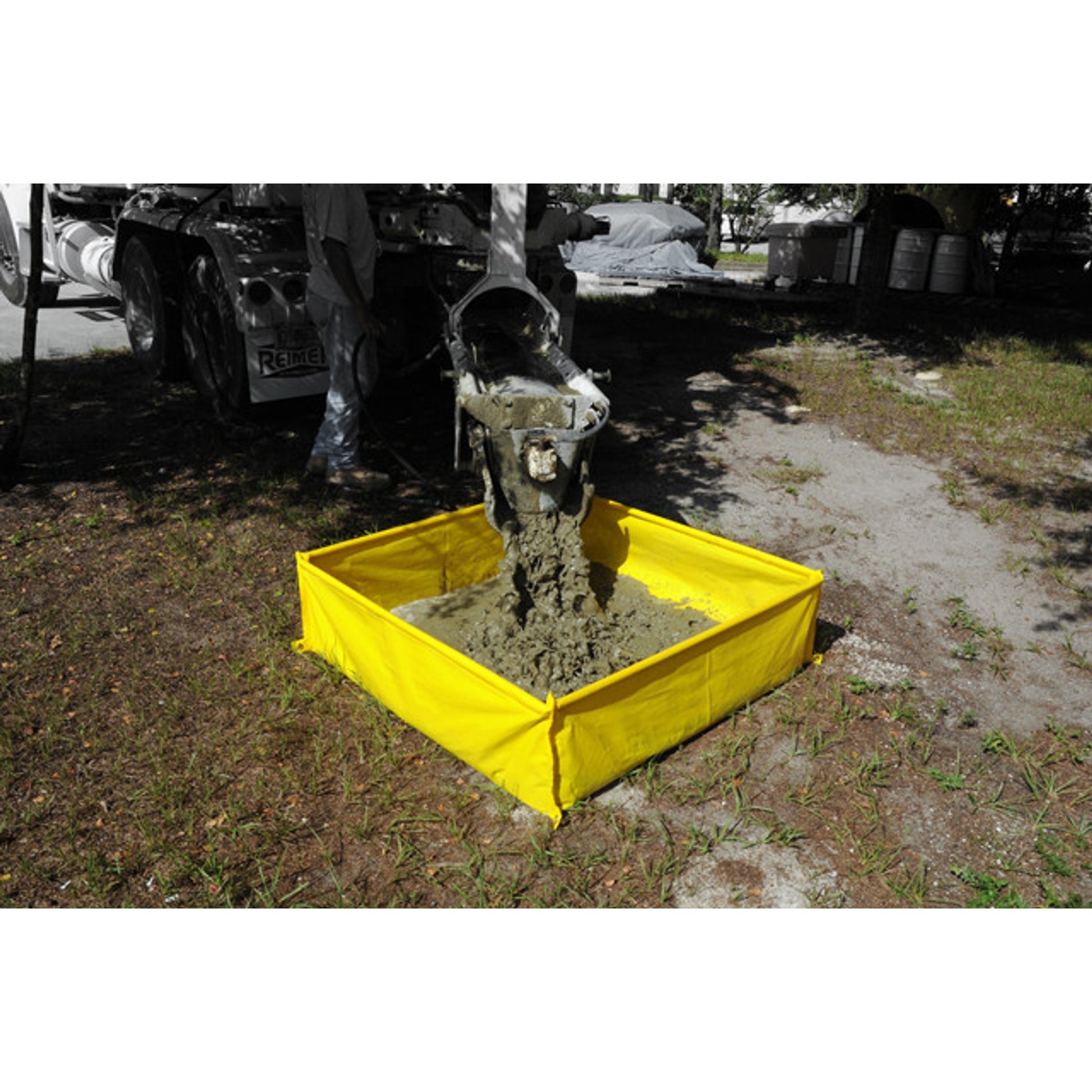 UltraTech Concrete Washout Berm - 3512