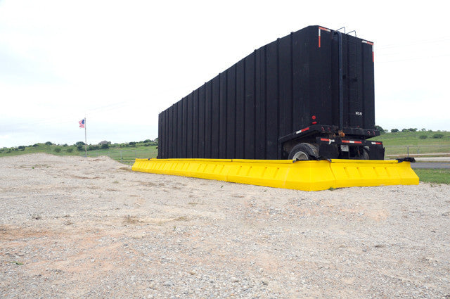 UltraTech Ultra-Containment Wall - Corner Section - 3 -ft High - 8765