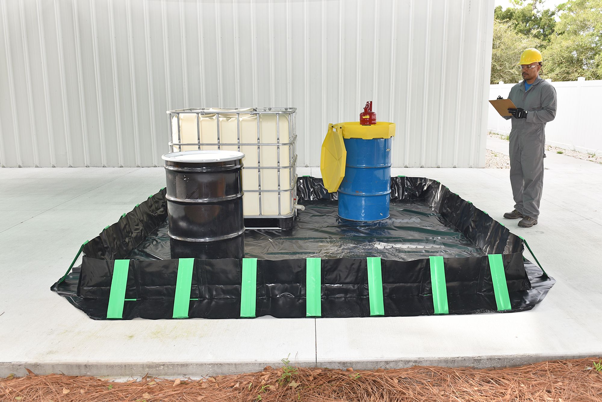 UltraTech International Containment Berm Compact Model 6' x 6' x 1' 24 MIL PVC Black - 8693