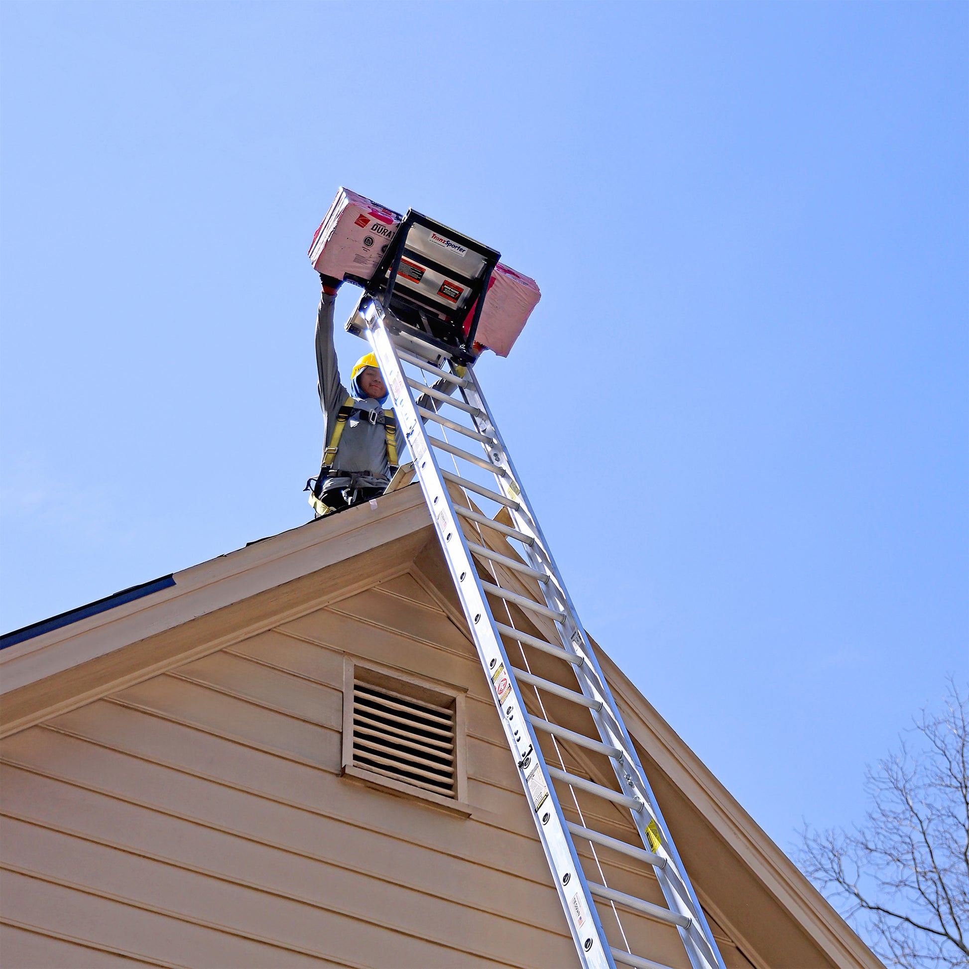 Tie Down TranzPorter TP250 Ladder Hoist, Lifan Gas Engine, 28 ft Aluminum Track - 60040