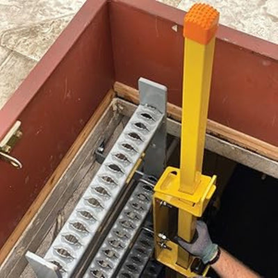 Tie Down Hatch Ladder Hand Assist - 65082