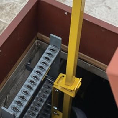 Tie Down Hatch Ladder Hand Assist - 65082
