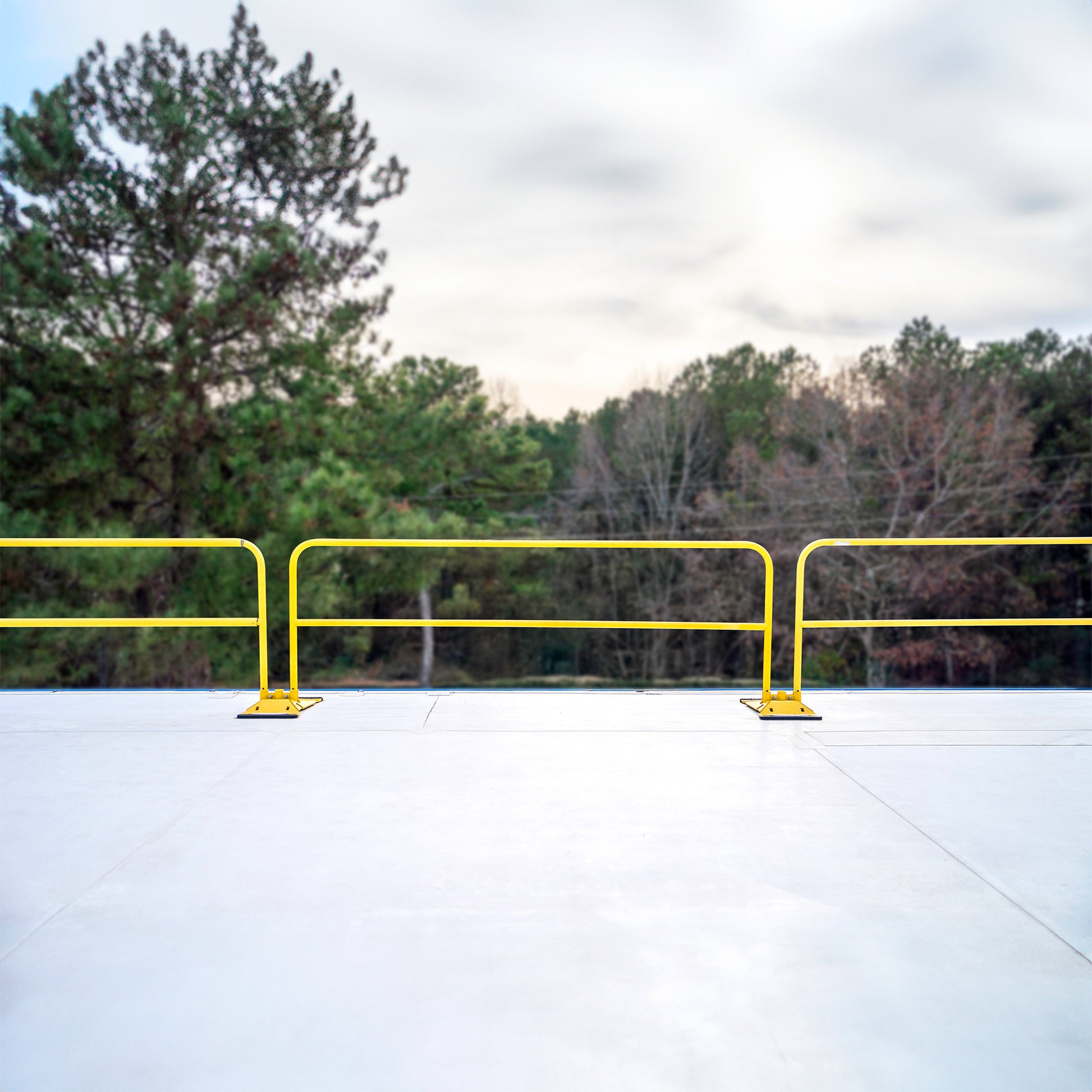 Tie Down Yellow Guardrail Stack Pallet Kit, 11 x 5 ft. Rails & 12 Socket Bases - 70792