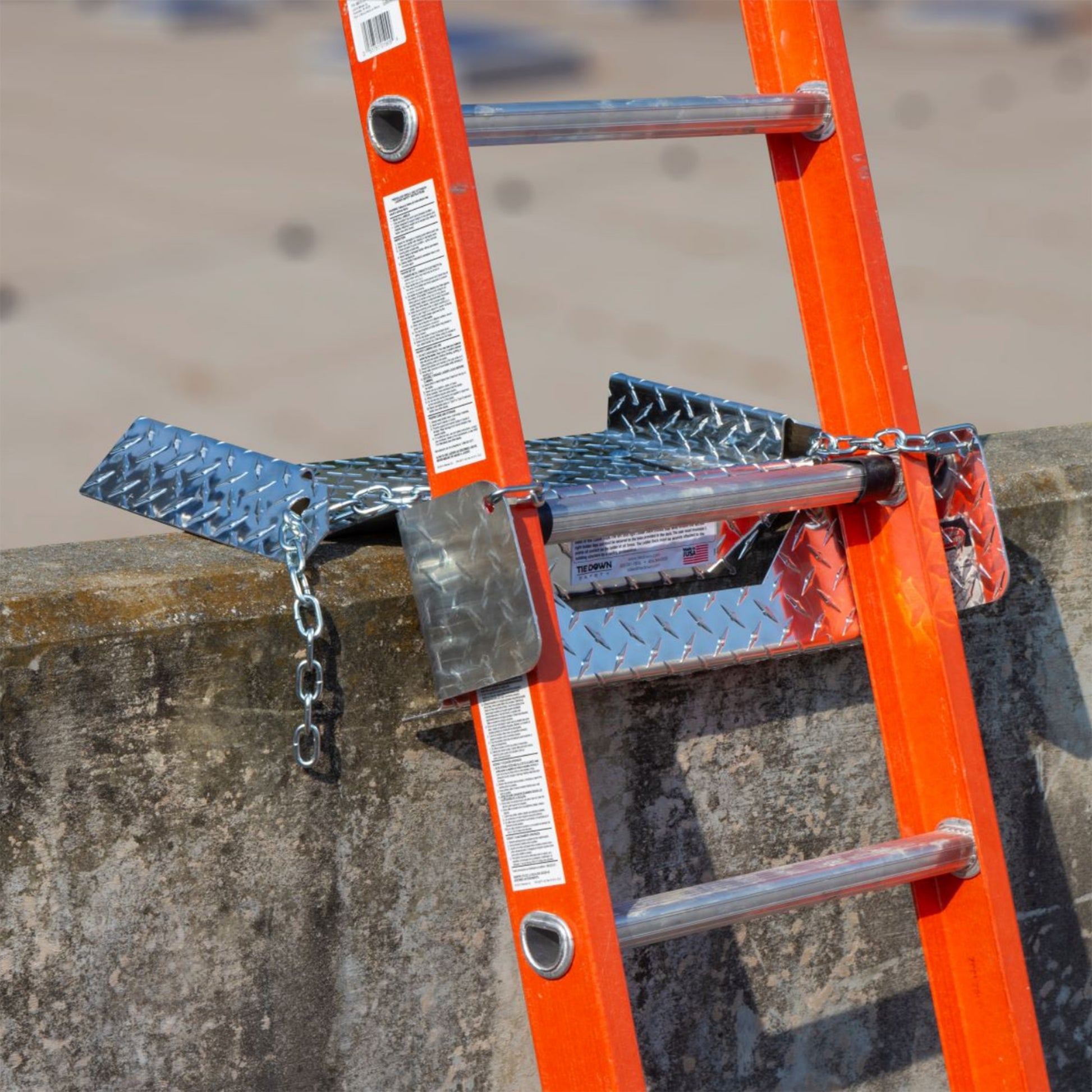Tie Down Ladder Safety Dock for Roof Edges, 21.5 in. x 26 in., 1 Pack - 70831