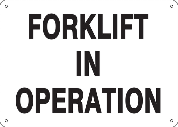 FORKLIFT IN OPERATION