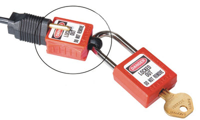 MASTERLOCK ELECTRICAL COMPACT PLUG PRONG LOCKOUT