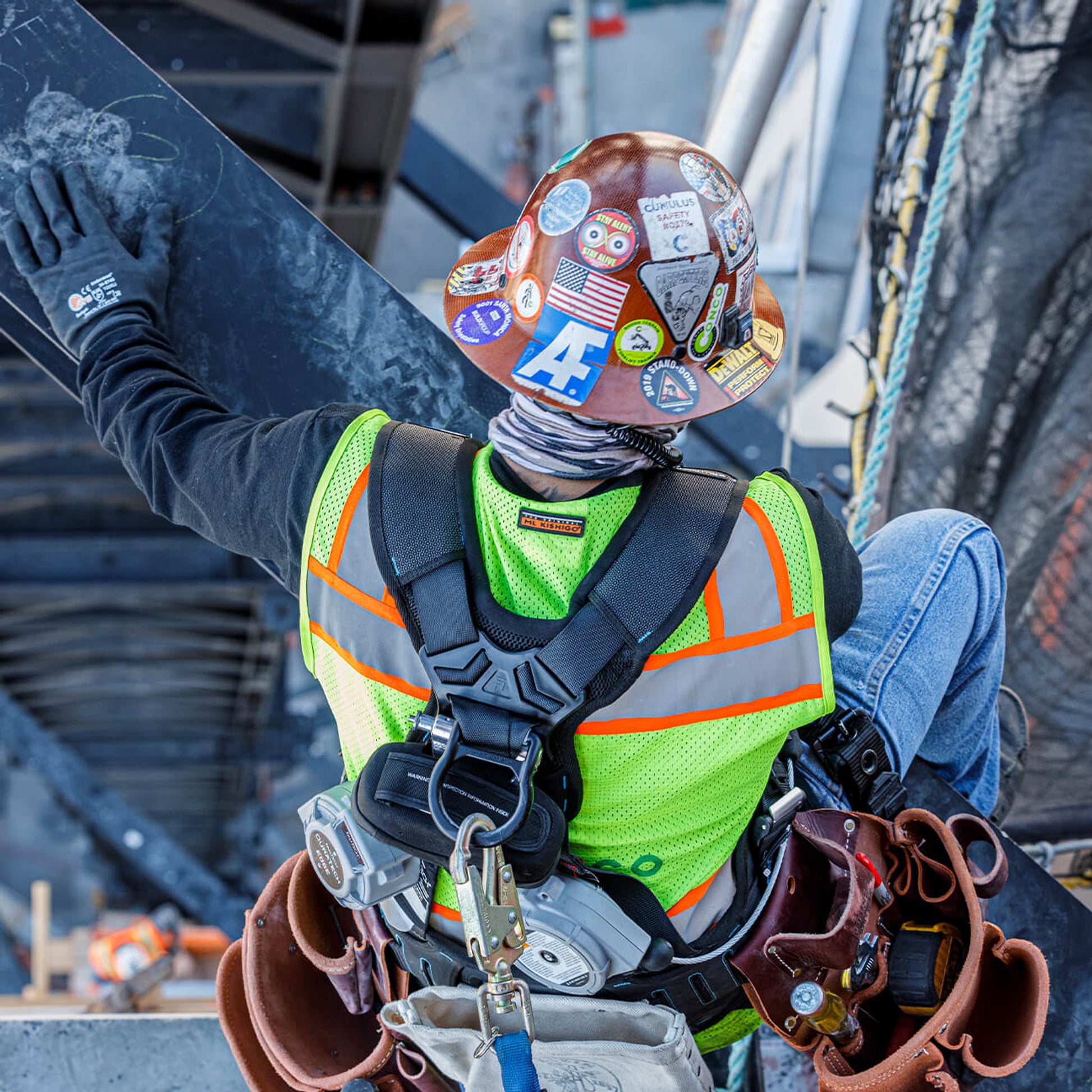 FallTech FT-One 3D Standard Non-Belted Harness Quick Connect Adjustments - 8124B3DQC