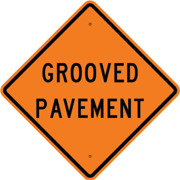 GROOVED PAVEMENT
